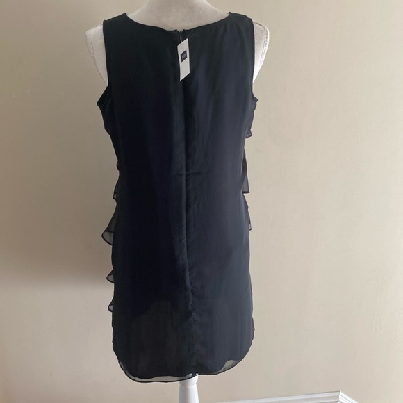 Gap Ruffle Party Dress - Picture 3 of 8